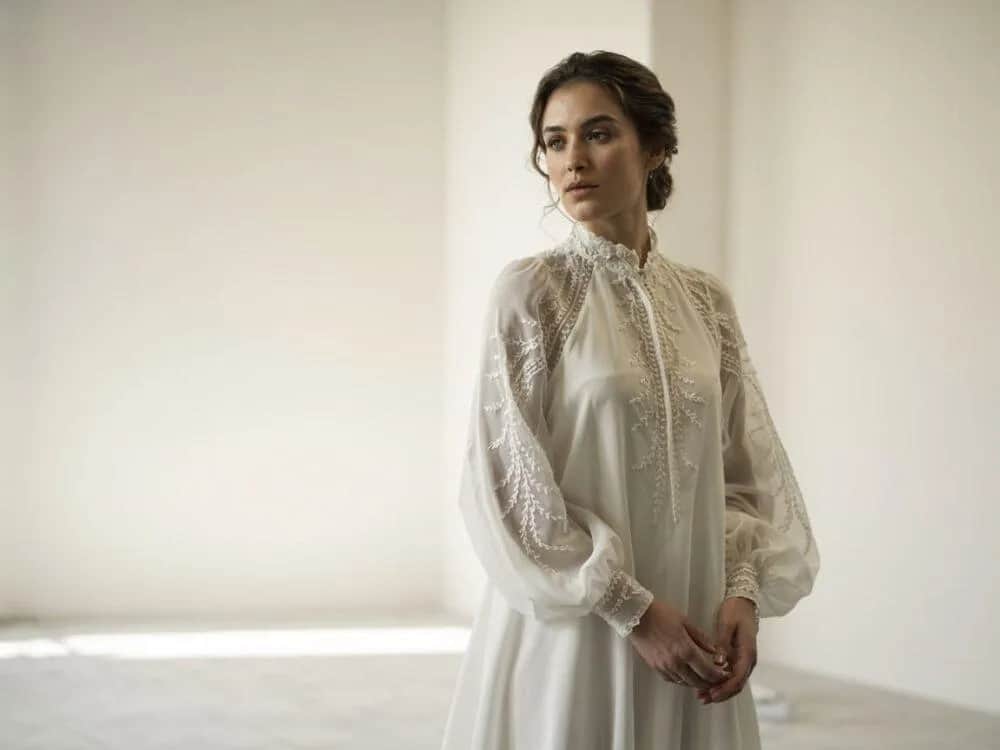 Suknia ślubna retro lata 20 – jak wybrać idealny model i stylizację