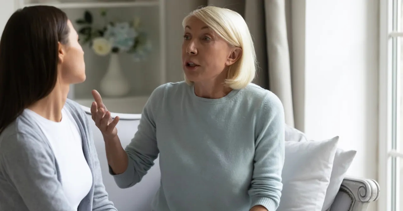 Jak postępować z toksyczną matką, aby chronić swoje zdrowie psychiczne