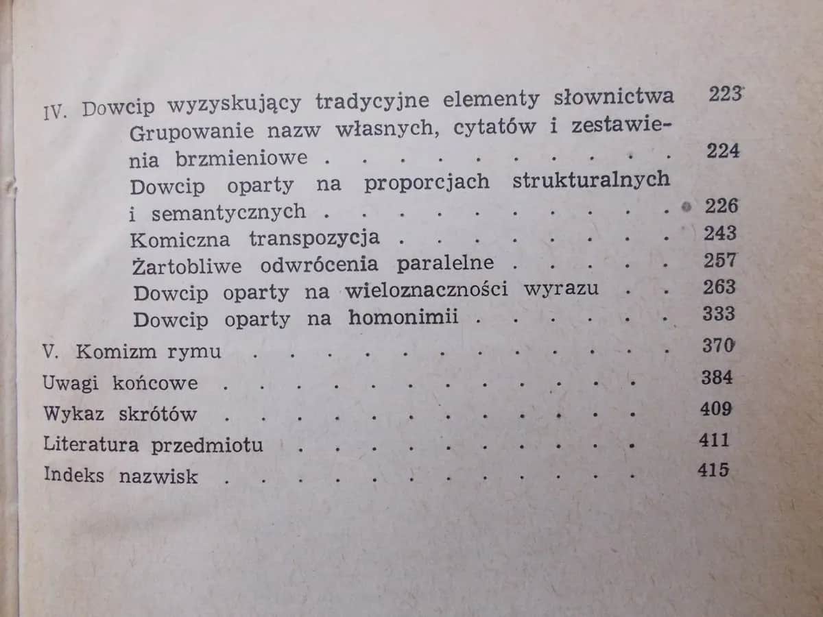 Dowcip oparty na wieloznaczności – jak słowa mogą zaskakiwać humorem